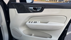 Volvo Xc60 2.0 B4P Plus Dark 5dr Geartronic Petrol Estate